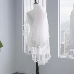 Two-Tier Wedding Veil UK Tulle Lace Edge Elbow Bridal Veils Appliques TS91025