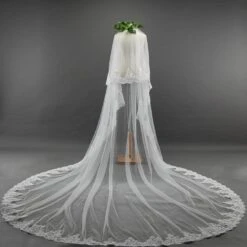 Two-Tier Wedding Veil UK Lace Edge Tulle Cathedral Veils Appliques TS9006