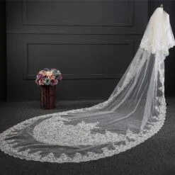 Two-Tier Wedding Veil UK Lace Edge Tulle Cathedral Veils Appliques TS9004