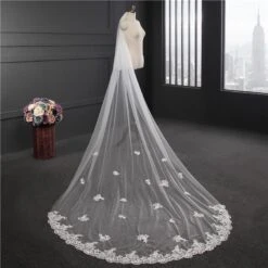 Two-Tier Wedding Veil UK Lace Edge Tulle Cathedral Veils Appliques TS9008