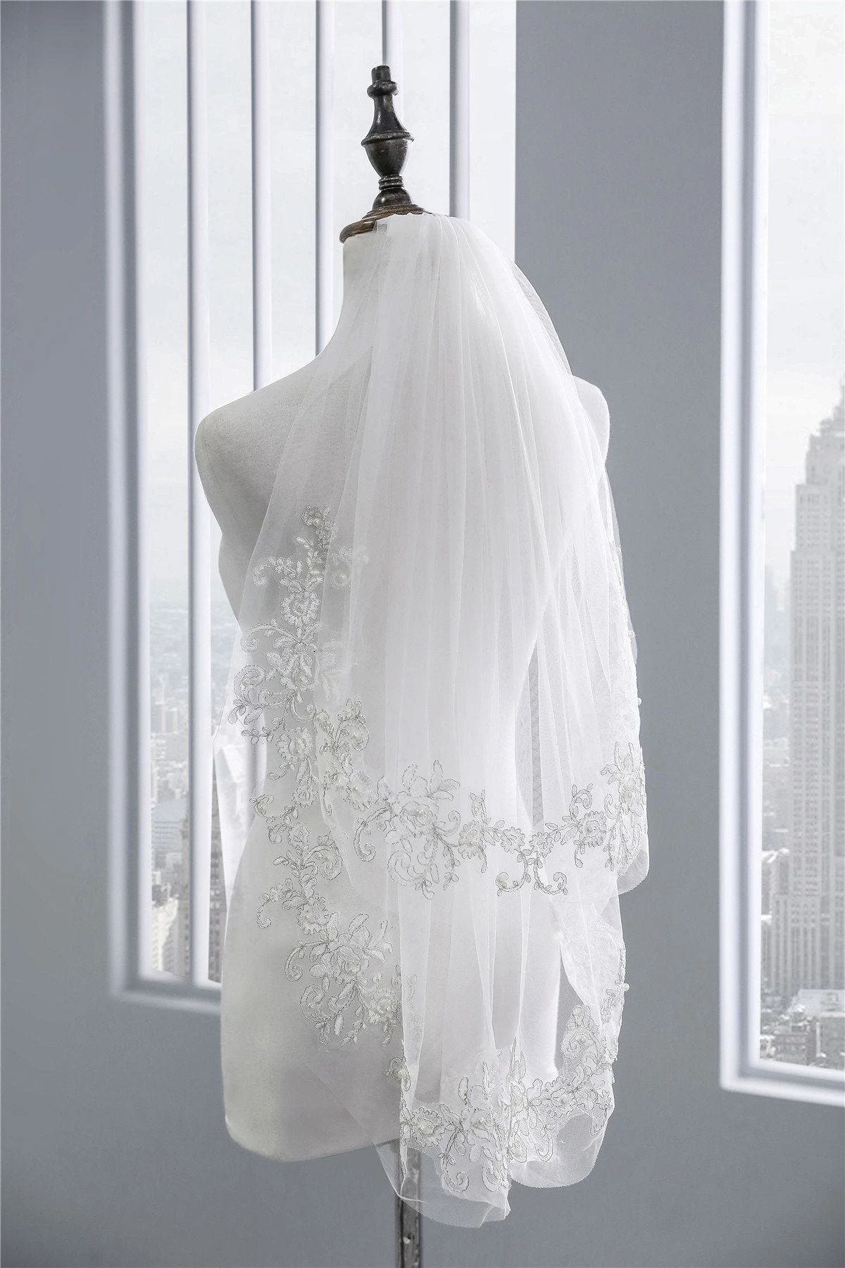 Two-Tier Wedding Veil UK Lace Edge Tulle Elbow Veils Beading Appliques TS9013 - Image 2