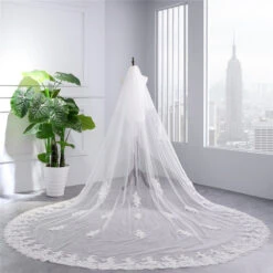 Two-Tier Wedding Veil UK Tulle Lace Edge Cathedral Veils Appliques TS91029
