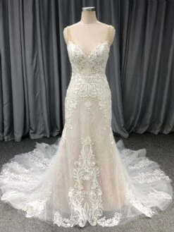 Mermaid V-neck Court Train Sleeveless Lace Wedding Dresses