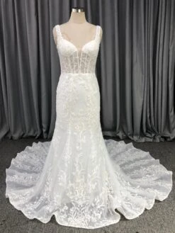 Elegant V-neck Court Train Sleeveless Beading Lace Wedding Dresses