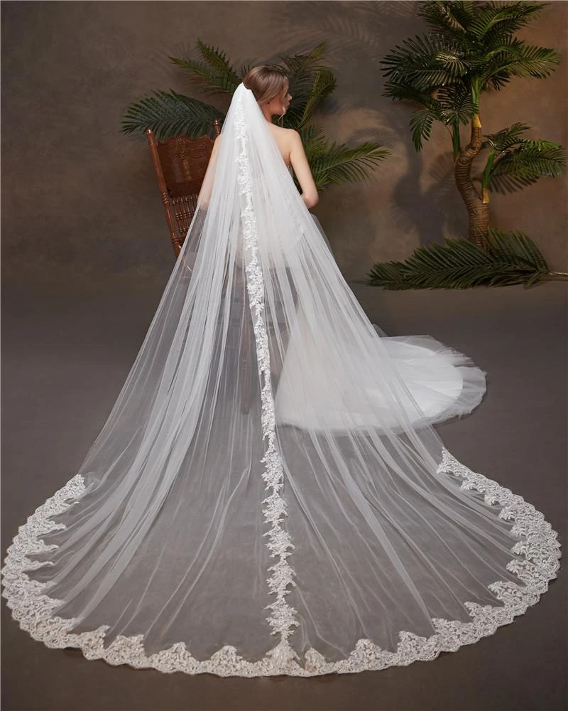 One-Tier Wedding Veil UK Tulle Lace Edge Cathedral Veils Appliques TS91015