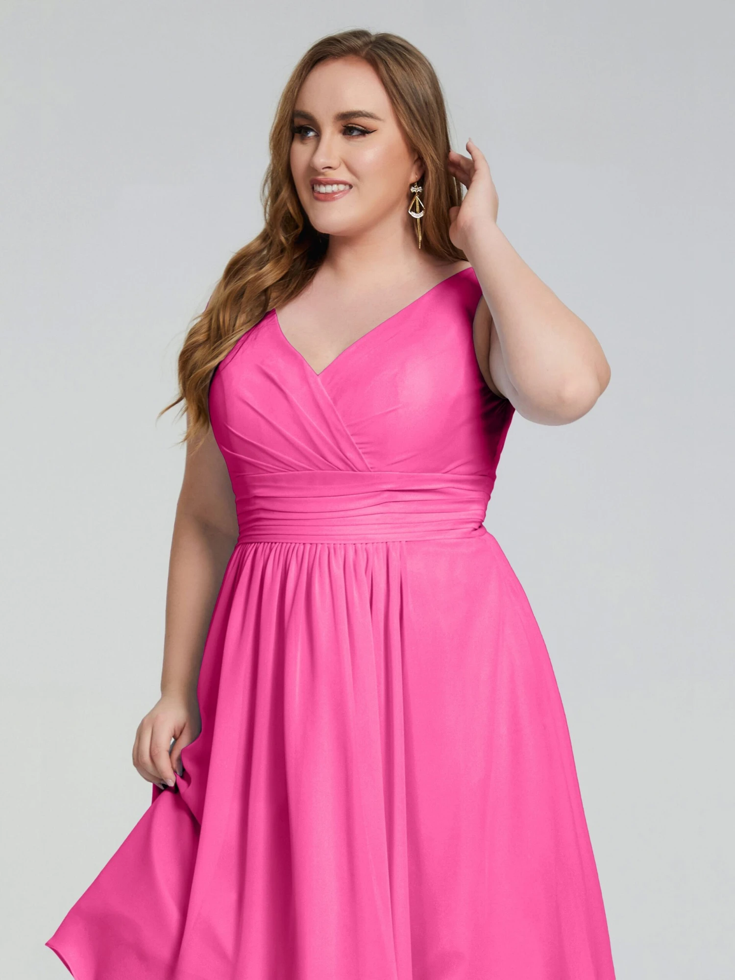 Callie Elegant Plus Size V-neck Chiffon Bridesmaid Dresses - Image 8