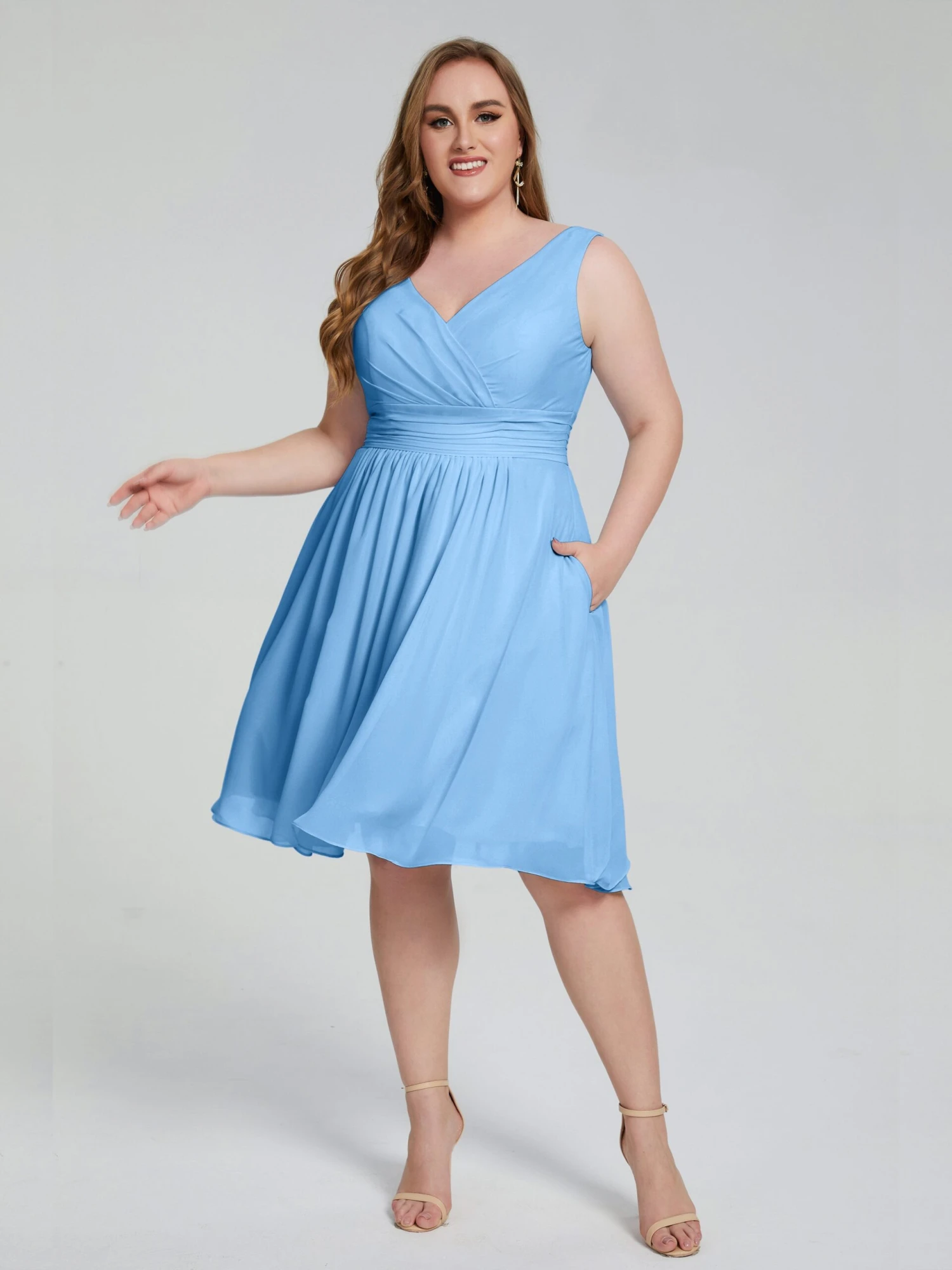 Callie Elegant Plus Size V-neck Chiffon Bridesmaid Dresses - Image 10