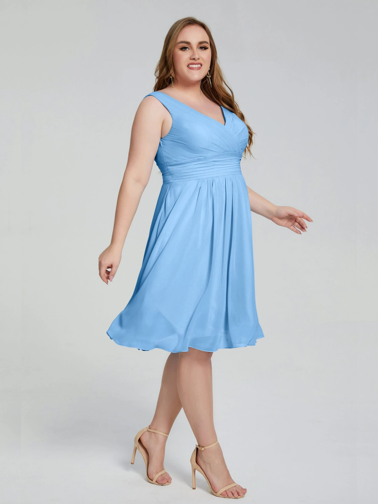 Callie Elegant Plus Size V-neck Chiffon Bridesmaid Dresses - Image 11